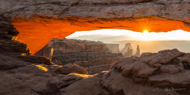Sunrise at Mesa Arch in Canyonlands National Park, Utah
